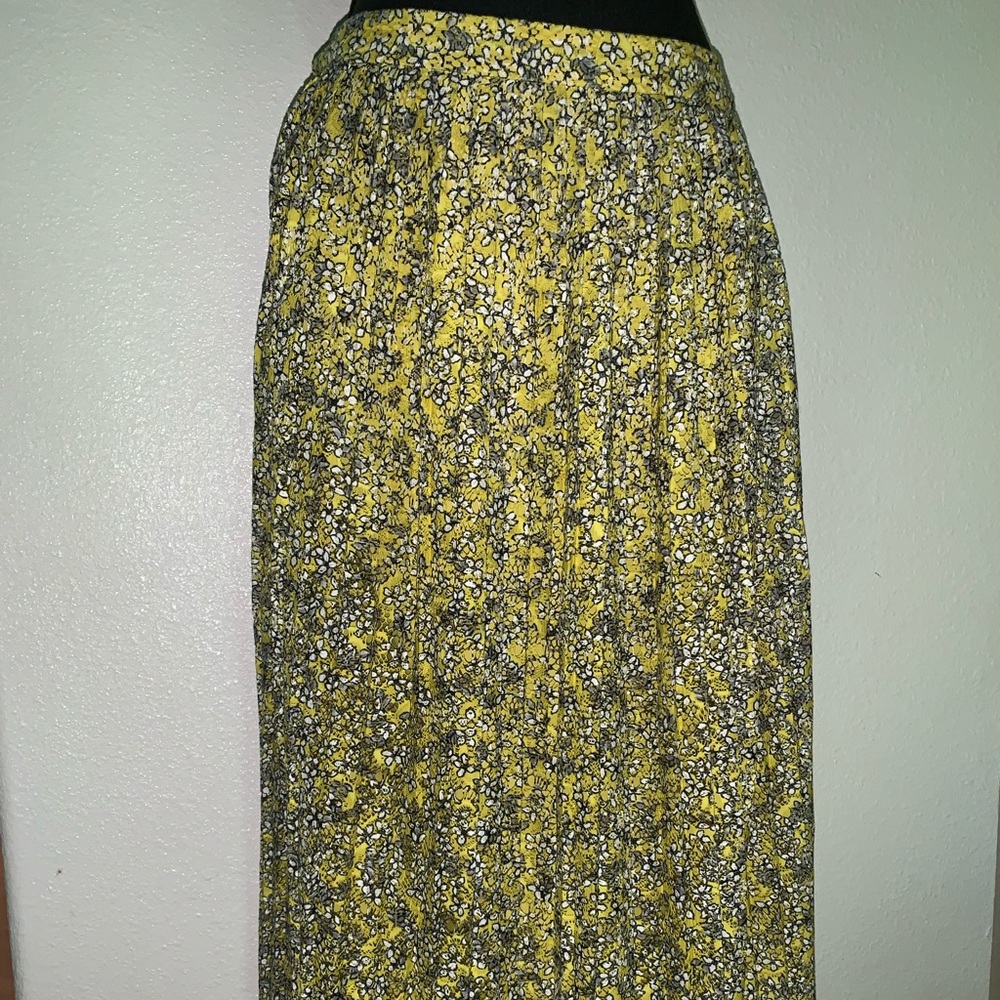 Lined skirt